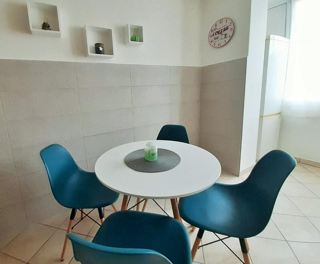 Bright & Cozy Pula公寓 外观 照片