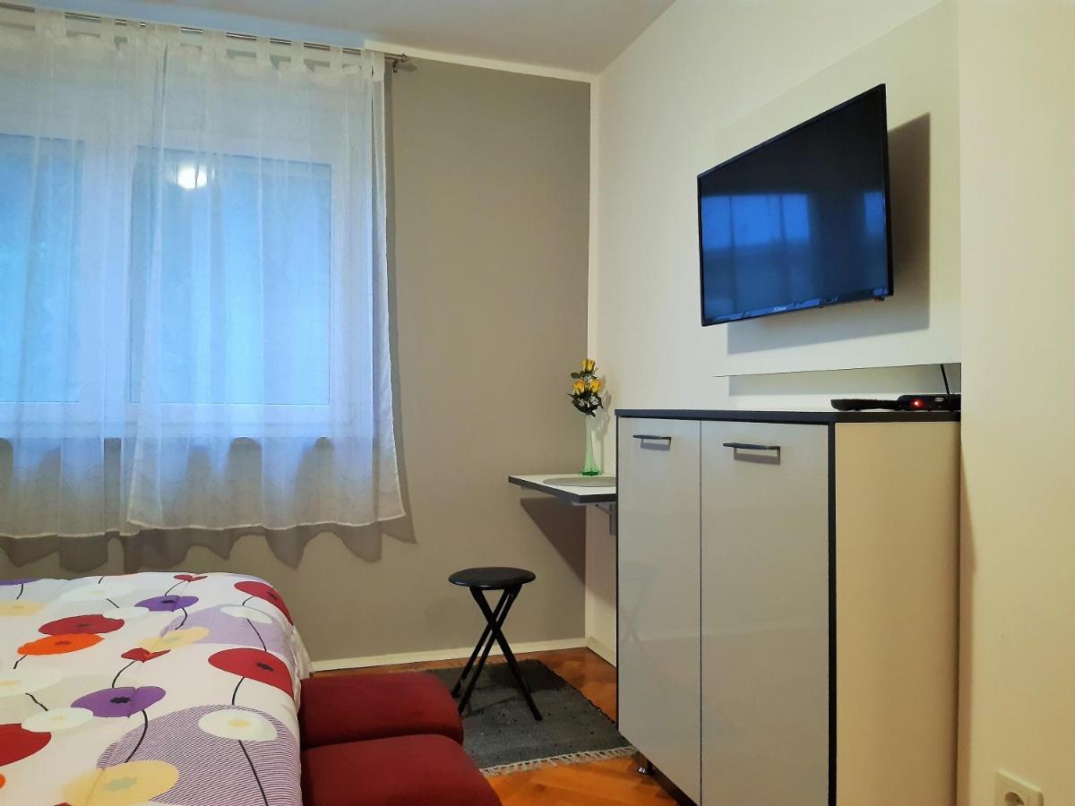 Bright & Cozy Pula公寓 外观 照片
